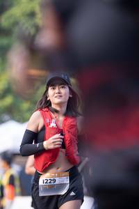 BIB: 
                            <button type="button" onclick="openModal(13717214)" class="btn btn-primary btn-sm float-right btn-popup" data-toggle="modal" data-target=".modal-high-quality">
                        <i class="fas fa-shopping-cart"></i> Add to Cart
                    </button>
                                            <button type="button" onclick="isThisMe(13717214, true)" class="btn btn-success btn-sm float-right btn-popup btn-isme hidden" data-toggle="tooltip" data-placement="bottom" title="นี่คือรูปของคุณใช่ไหม คลิกที่นี่เพื่อเอาเข้าอัลบั้ม">
                        <i class="fas fa-plus"></i> Add to album
                    </button>
                    <button type="button" onclick="isThisMe(13717214, false)" class="btn btn-warning btn-sm float-right btn-popup btn-isnotme hidden">
                        <i class="fas fa-ban"></i> Remove from album
                    </button>